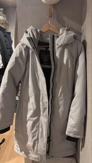 nobis 그레이 다운 자켓 S size