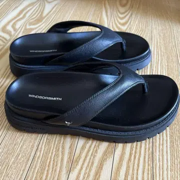 Windsorsmith 블랙 쪼리 샌들