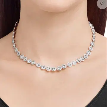 스와로브스키 목걸이 미사용 새상품