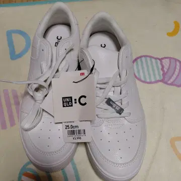 화이트 스니커즈 25cm