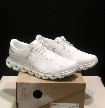 On cloud6 온 클라우드6 화이트 스니커즈 23.5CM