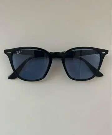 Ray-Ban RB4258F 601/80 블루