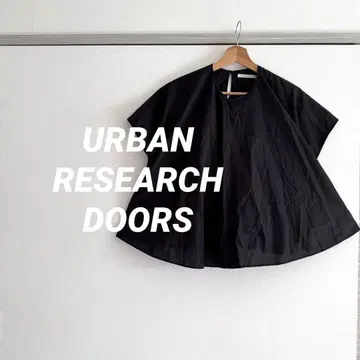 URBAN RESEARCH DOORS 오버사이즈 반팔 상의 블랙