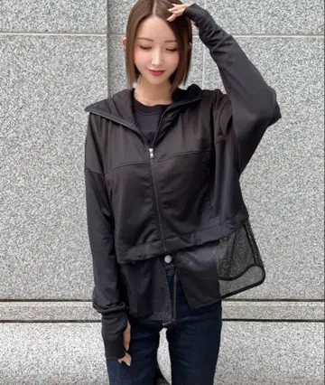 시이 차광 후드티 메쉬 있음 블랙