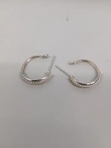 k10wg 귀걸이 총 중량 0.9g