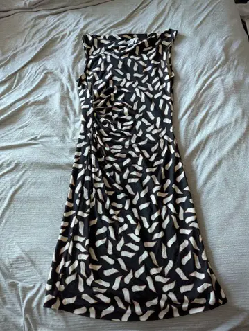 Diane von Furstenberg 슬리브리스 원피스 사이즈 4
