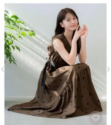 노엘라 린넨 터치 도트 원피스