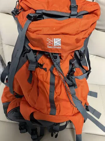 카리머 쿠거 백팩 40-55L 오렌지