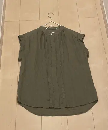 ROBE de PEAU 로브 드 포 린넨 슬리브리스 블라우스 gauze