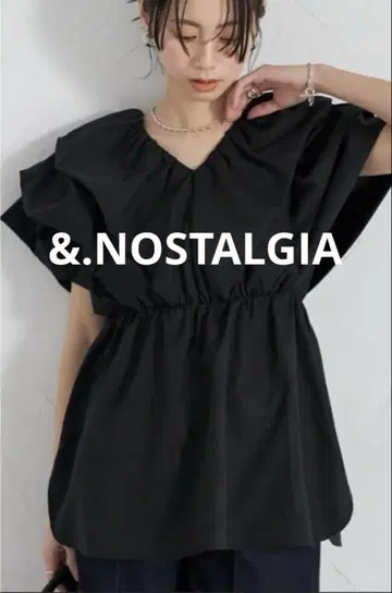 &.NOSTALGIA 2way 볼륨 턱 블라우스