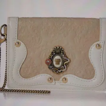 ANNA SUI 장식 패스 케이스