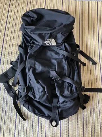 THE NORTH FACE 블랙 냅색