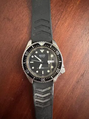 SEIKO 쿼츠 다이버 워치 블랙