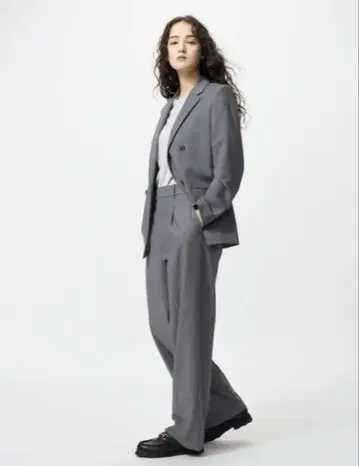 UNIQLO 그레이 XS 턱 와이드 팬츠