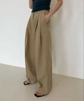 didot.showroom 와이드 슬랙스 베이지 S 디도트 쇼룸