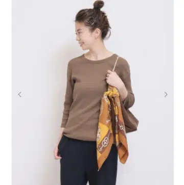 [ 새상품급 ] 두지엠 클라세 RIB 티셔츠 브라운