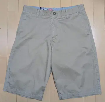 볼컴 VOLCOM 베이지 남성용 숏팬츠 32