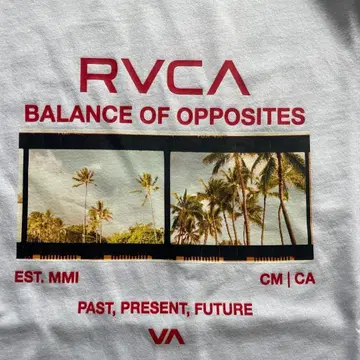 이번 시즌 새상품 세일 RVCA 루카 CONACT SS 티셔츠 화이트 L