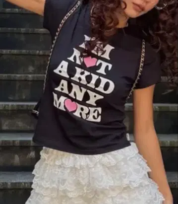 YOUHEE NOT A KID GRAPHIC T-SHIRT BLACK