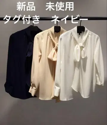 미사용 새상품 택 포함 보타이 네이비 블라우스