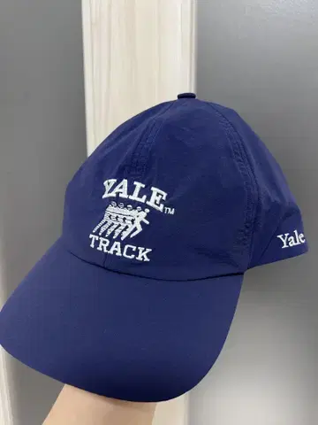 Yale University 모자