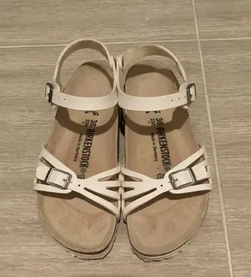 Birkenstock 화이트 샌들 36