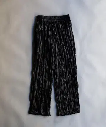 semoh 24ss Pleats Pin Tuck Easy Trouser