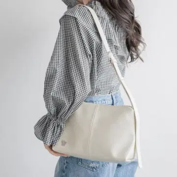 LOWRYS FARM 숄더백