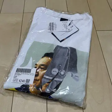 미사용 새상품 APPLEBUM x 피에르 타키 T-SHIRT XL 완판템