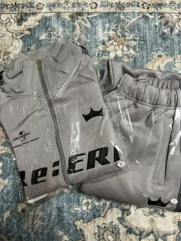리에라 킹프리 트랙 재킷