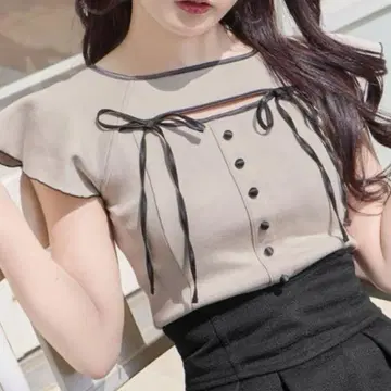 미셸 마카롱 더블 플레어 슬리브 리본 상의 베이지