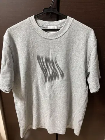 BlessU 그레이 티셔츠