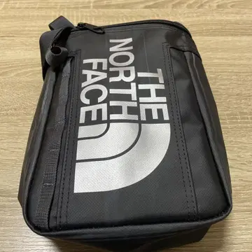THE NORTH FACE 블랙 파우치