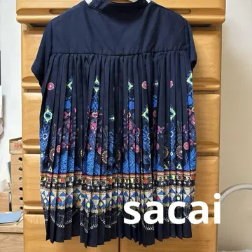 sacai 백 플리츠 사이즈 2