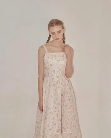 Treat urself Floral vintage like dress