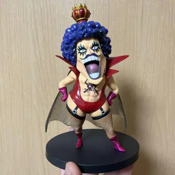 EMPORIO IVANKOV 원피스 피규어