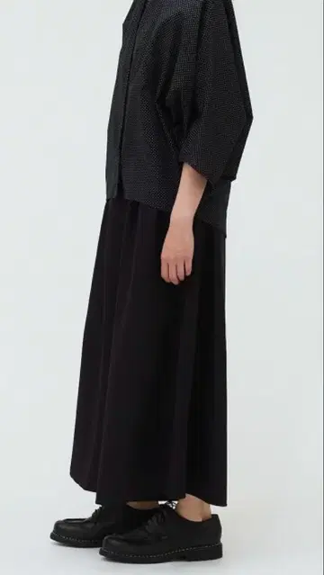미즈이로 인드 플레어 이지 팬츠