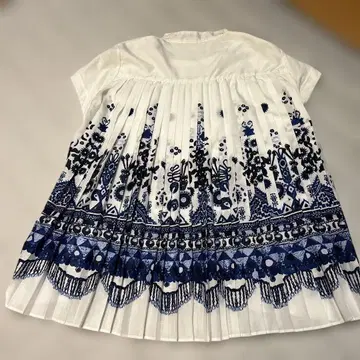 sacai 상의