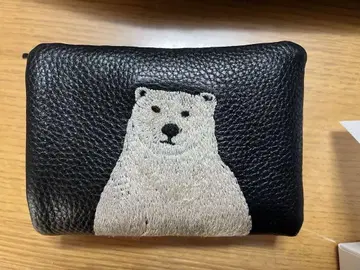 새상품급 ear 이아파피요네 자수 화이트 곰 지갑