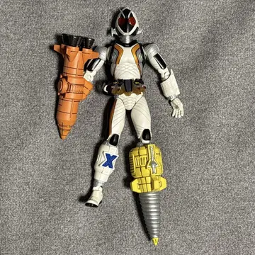 S.H.Figuarts 가면라이더 포제 베이스 스테이츠 피규어