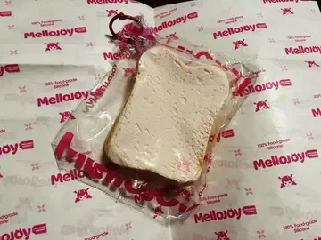 mellojoy 애프터눈 티 스트로베리빵