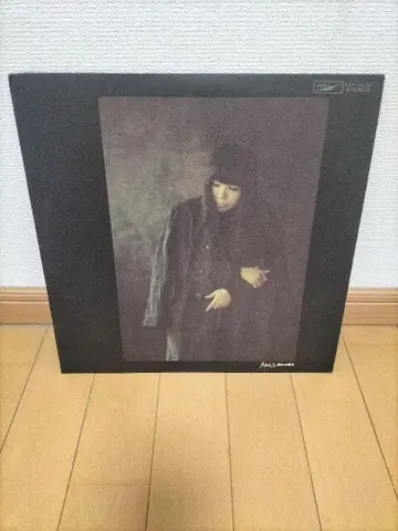 아사카와 마키 [흐름을 건너다] 레코드 LP
