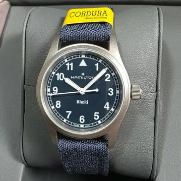 [신상] 해밀턴 카키 쿼츠 33mm 네이비 다이얼