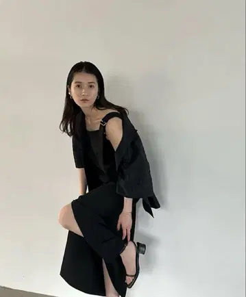 정품 [ 새상품급 ] CLANE 살로펫 스커트