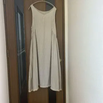 nest Robe 네스트로브 슬리브리스 원피스