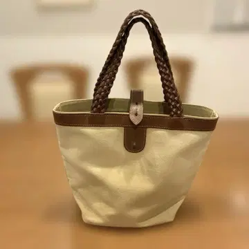 화이트하우스콕스 토트백