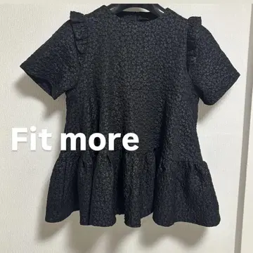 Fitmore 플라워 자카드 티어드 상의 F 사이즈