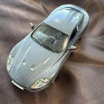 Aston Martin DB9 미니카 그레이
