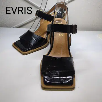 에브리리스 블랙 악어 엠보싱 샌들 스퀘어토 S