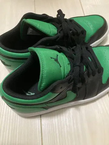 Air Jordan 1 Low 'Black/Lucky Green'